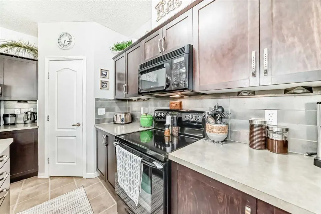 1 Crystal Green Lane, #133