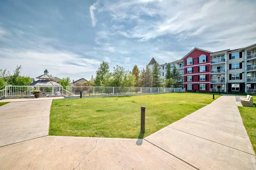 1 Crystal Green Lane, #133