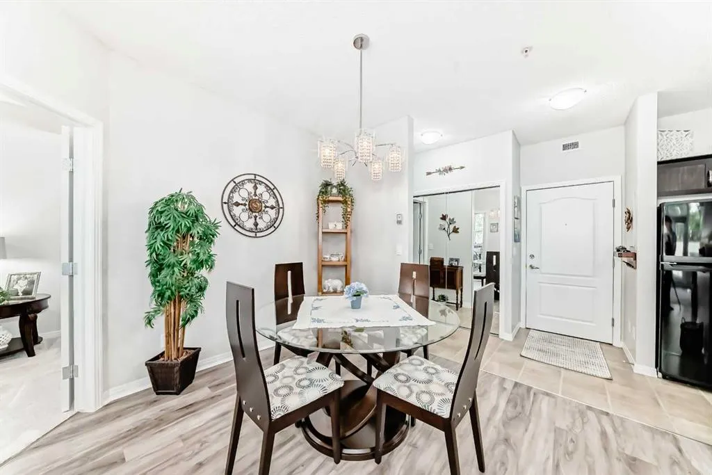 1 Crystal Green Lane, #133