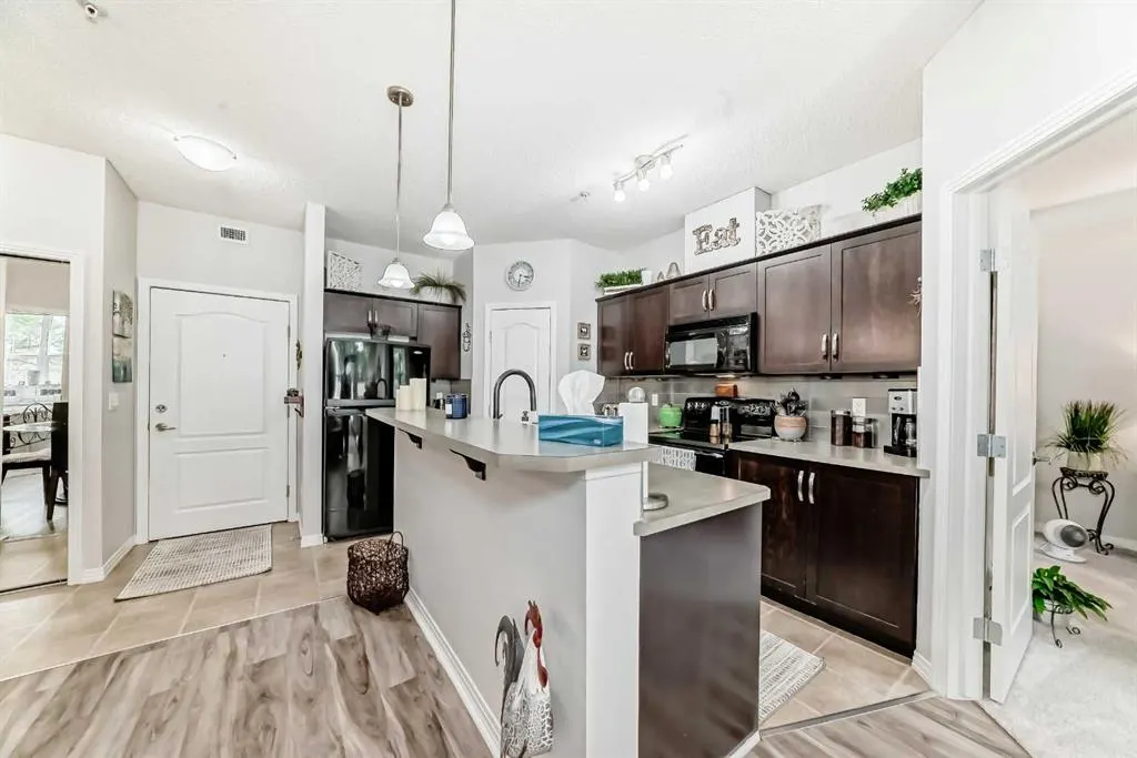 1 Crystal Green Lane, #133