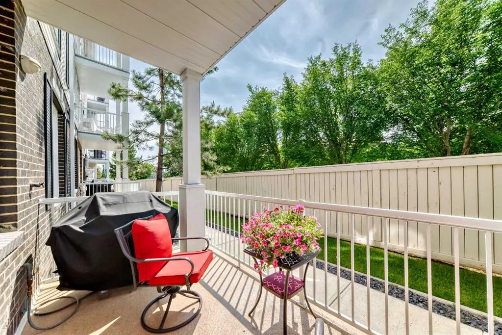 1 Crystal Green Lane, #133
