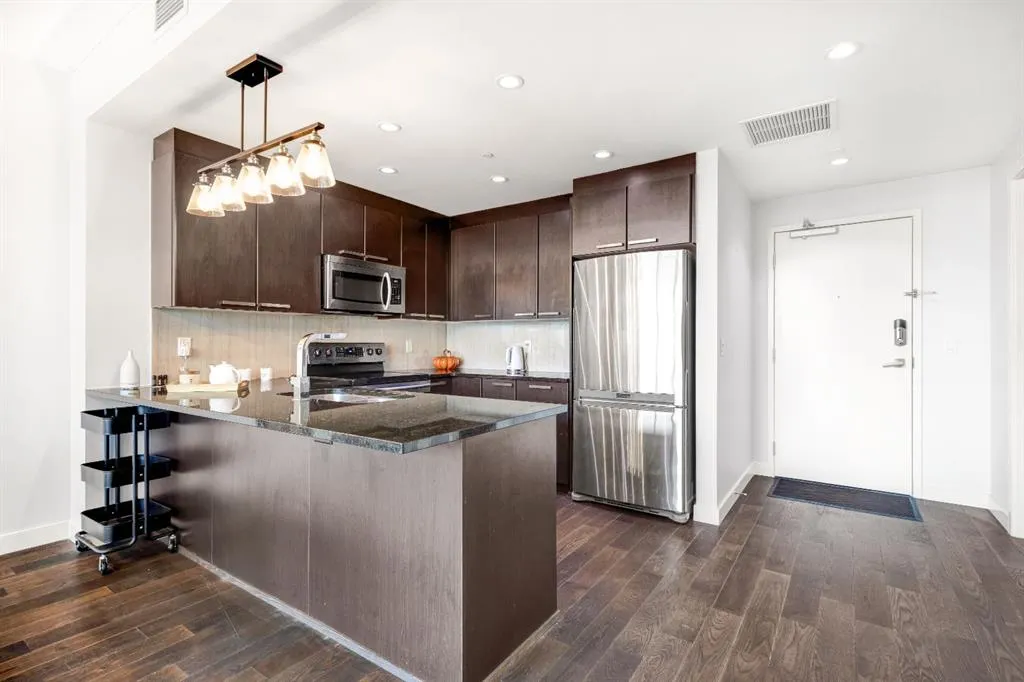 225 11 Avenue SE, #602