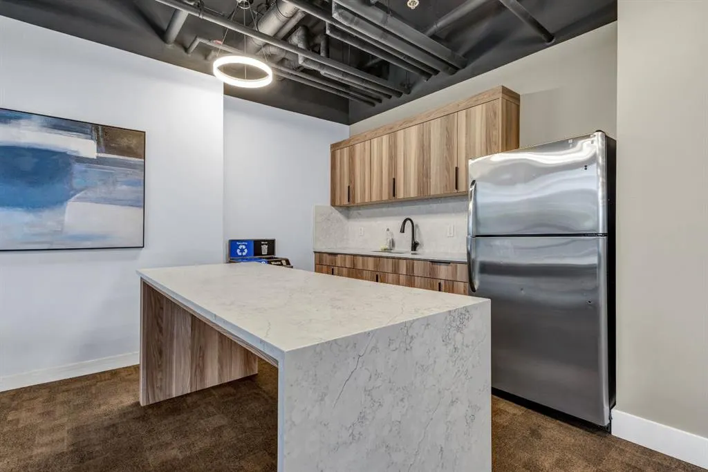 225 11 Avenue SE, #602