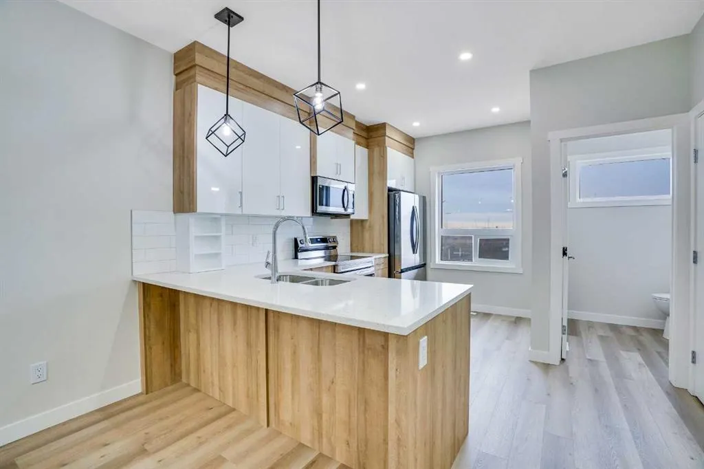 306 Red Sky Villas NE