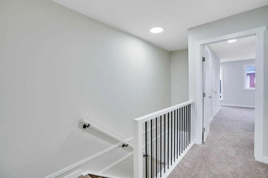 306 Red Sky Villas NE