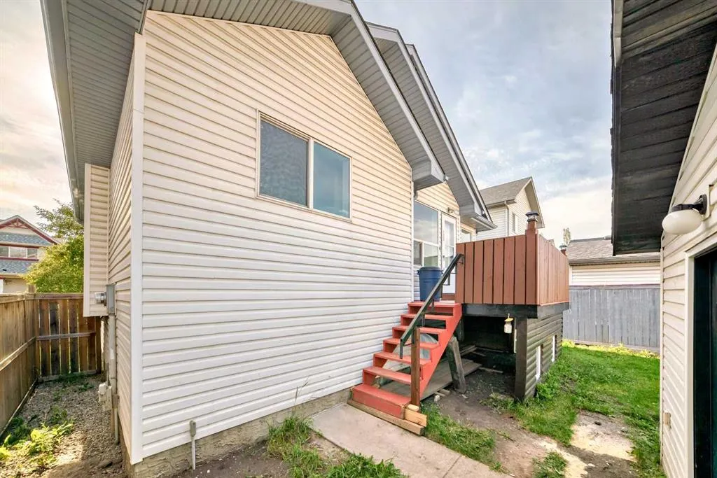 128 ERIN MEADOW Way SE