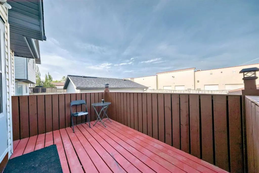 128 ERIN MEADOW Way SE