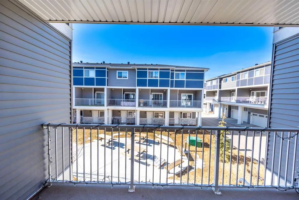 33 Merganser Drive W, #902