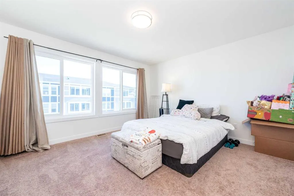 33 Merganser Drive W, #902