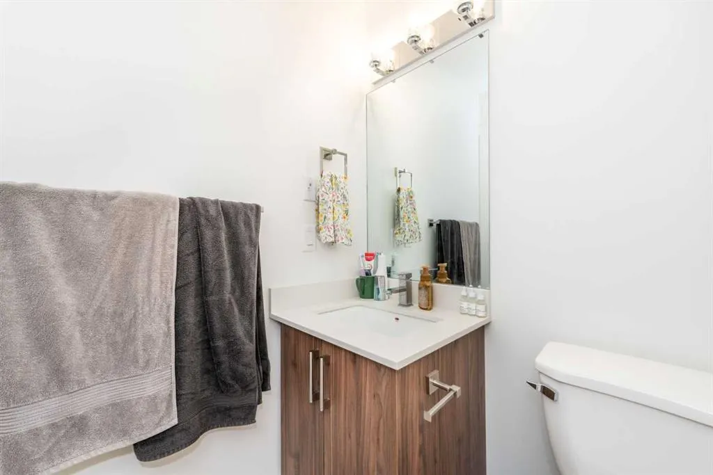 33 Merganser Drive W, #902