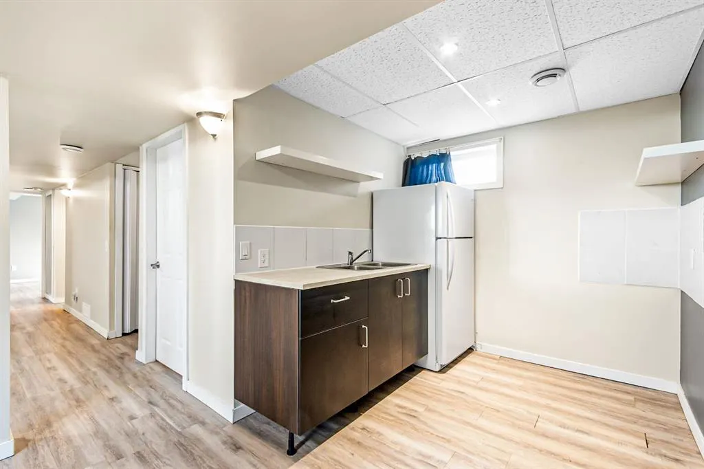 634 Macewan Drive