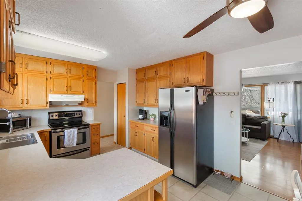 634 Macewan Drive
