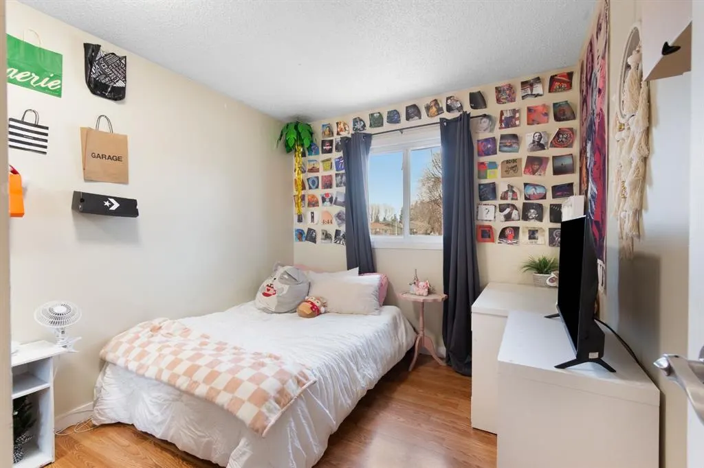 634 Macewan Drive