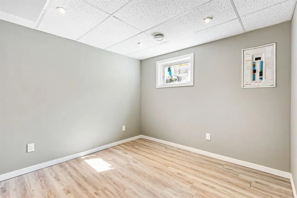 634 Macewan Drive