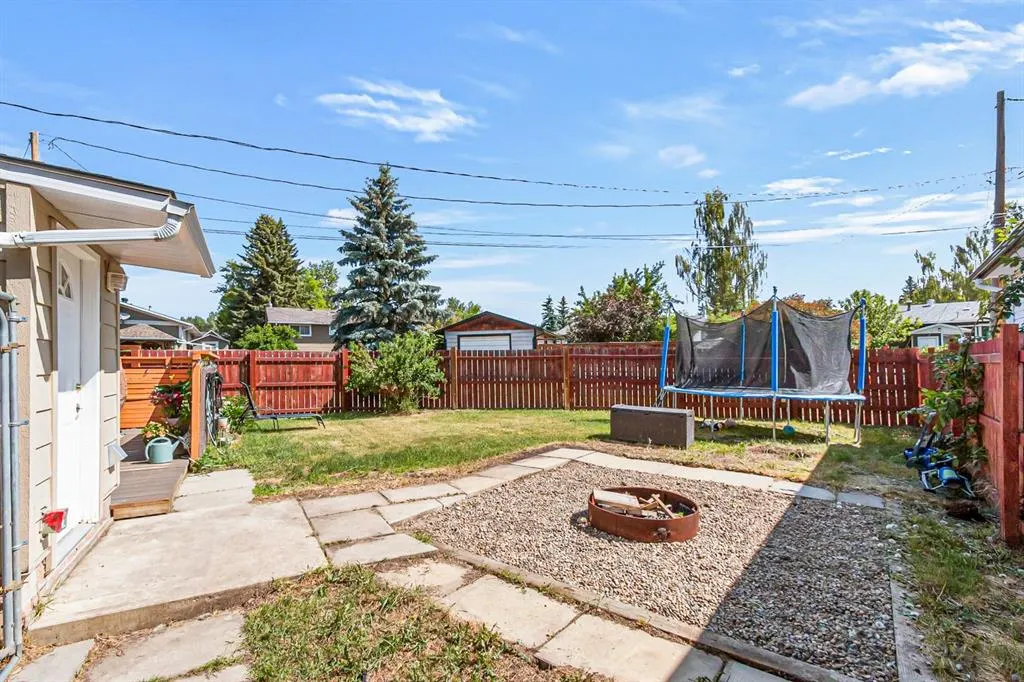 634 Macewan Drive