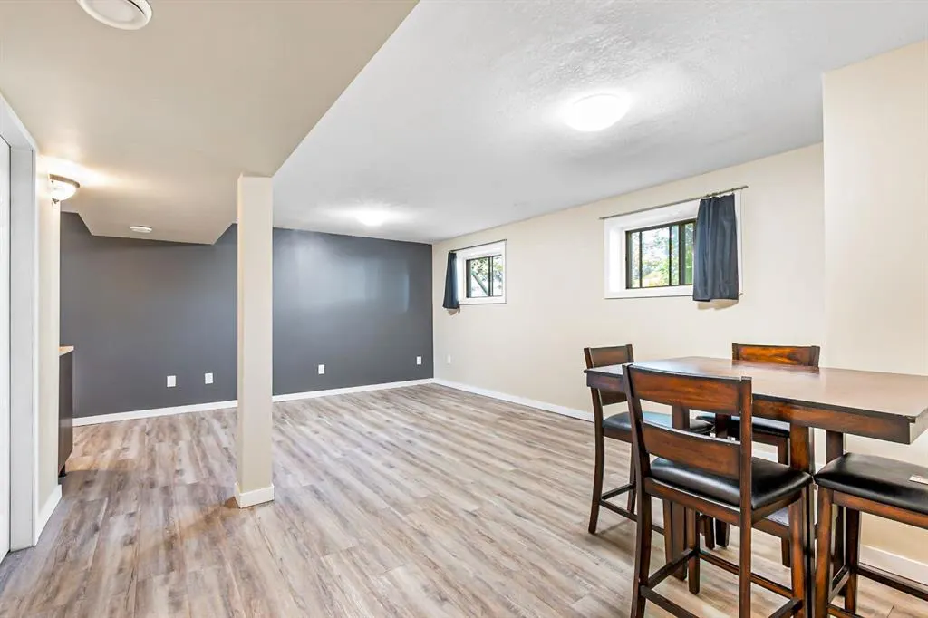 634 Macewan Drive