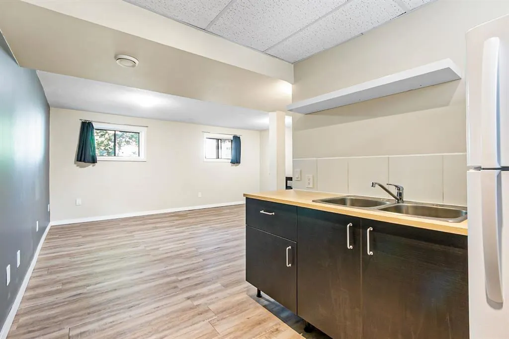 634 Macewan Drive