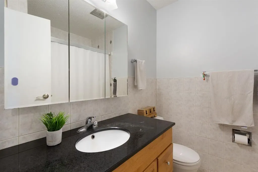 634 Macewan Drive