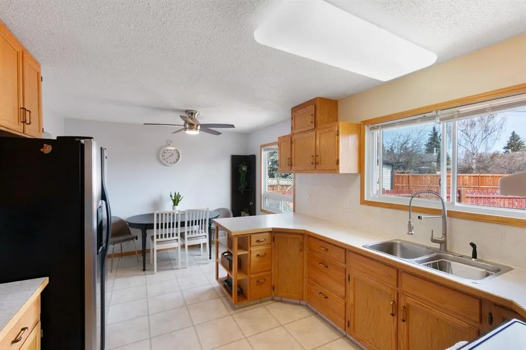 634 Macewan Drive