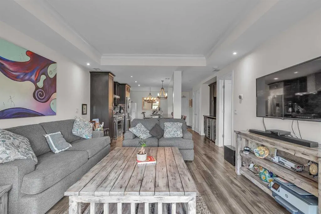 131 Quarry Way SE, #201