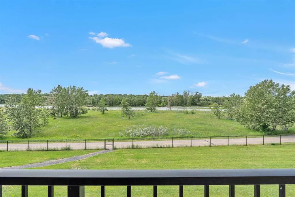 131 Quarry Way SE, #201