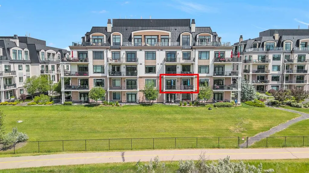 131 Quarry Way SE, #201