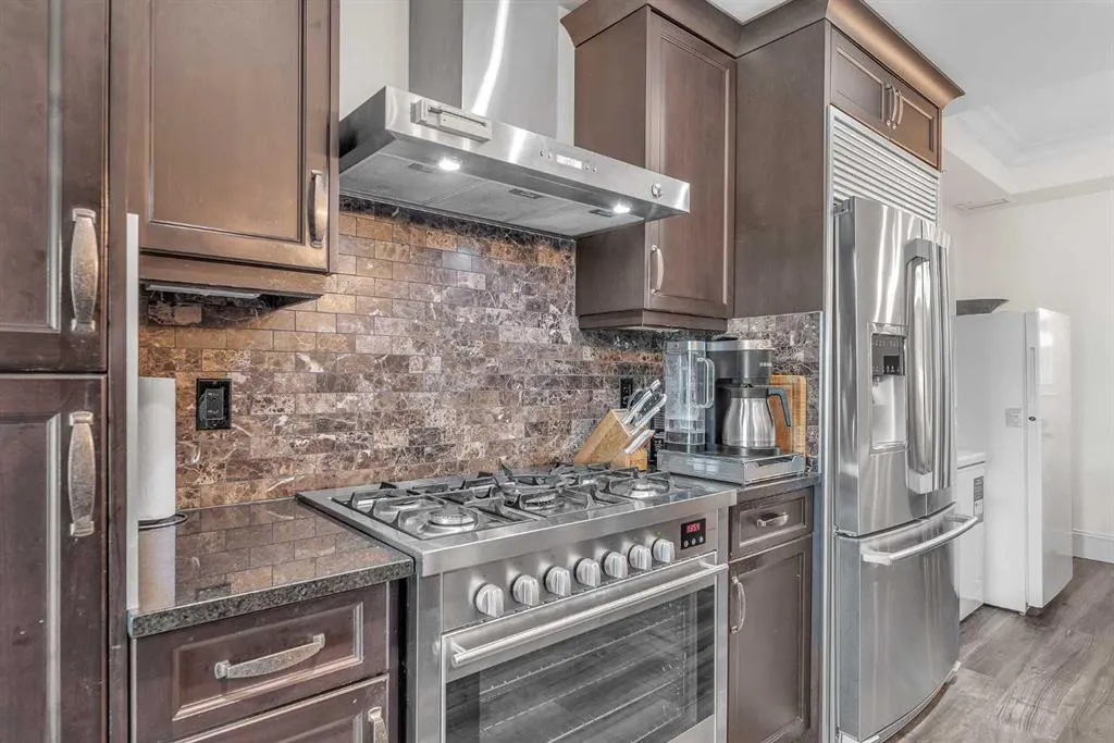 131 Quarry Way SE, #201