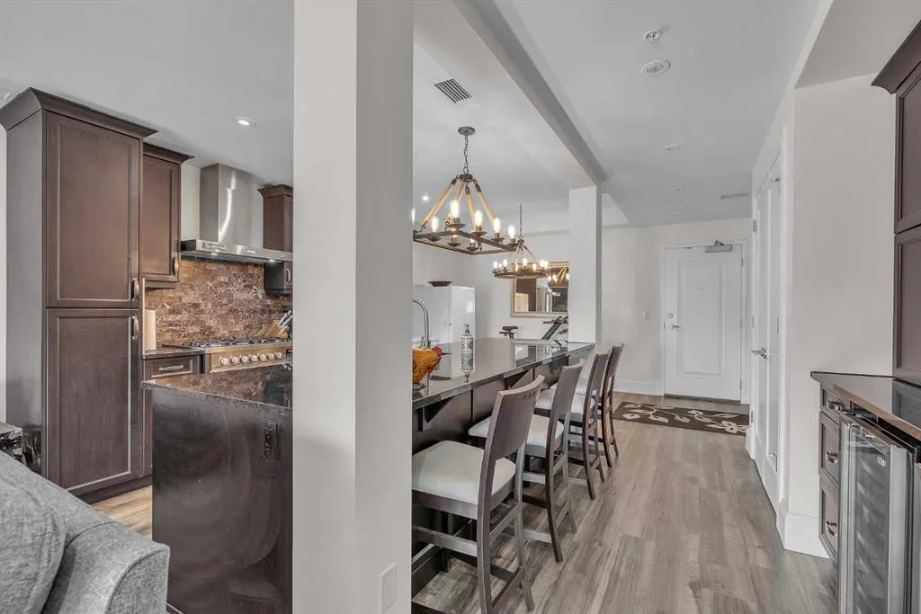 131 Quarry Way SE, #201