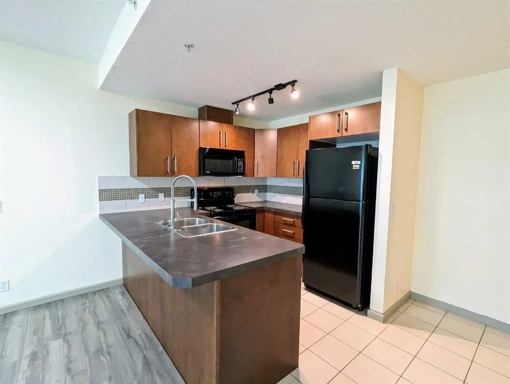 210 15 Avenue SE, #1303