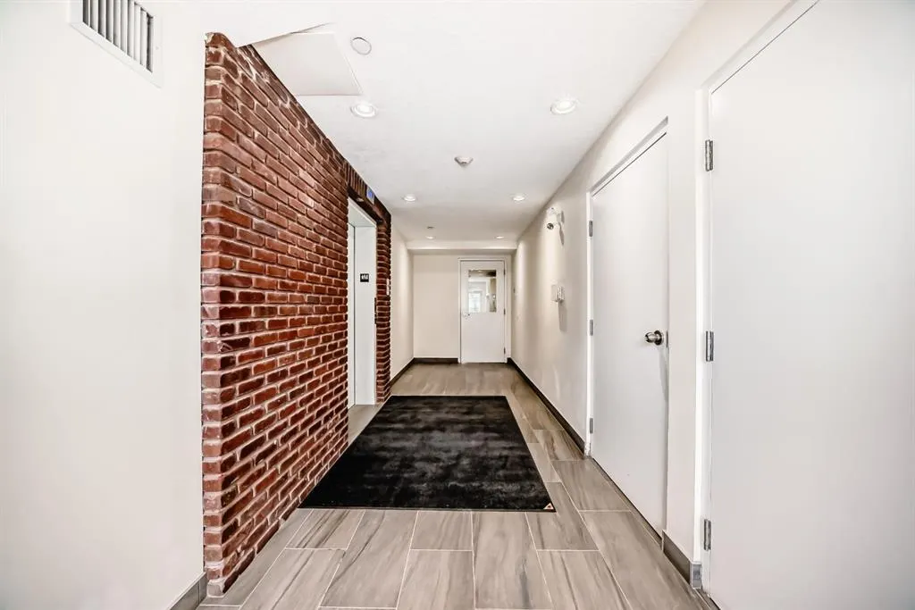 215 Legacy Boulevard SE, #4408