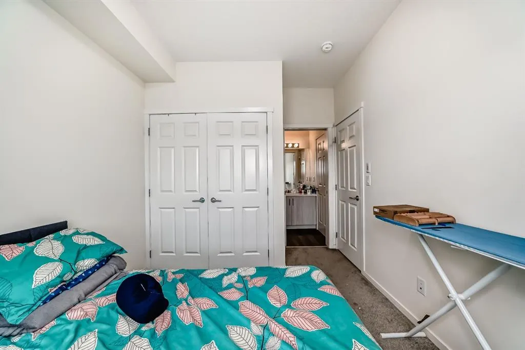 215 Legacy Boulevard SE, #4408