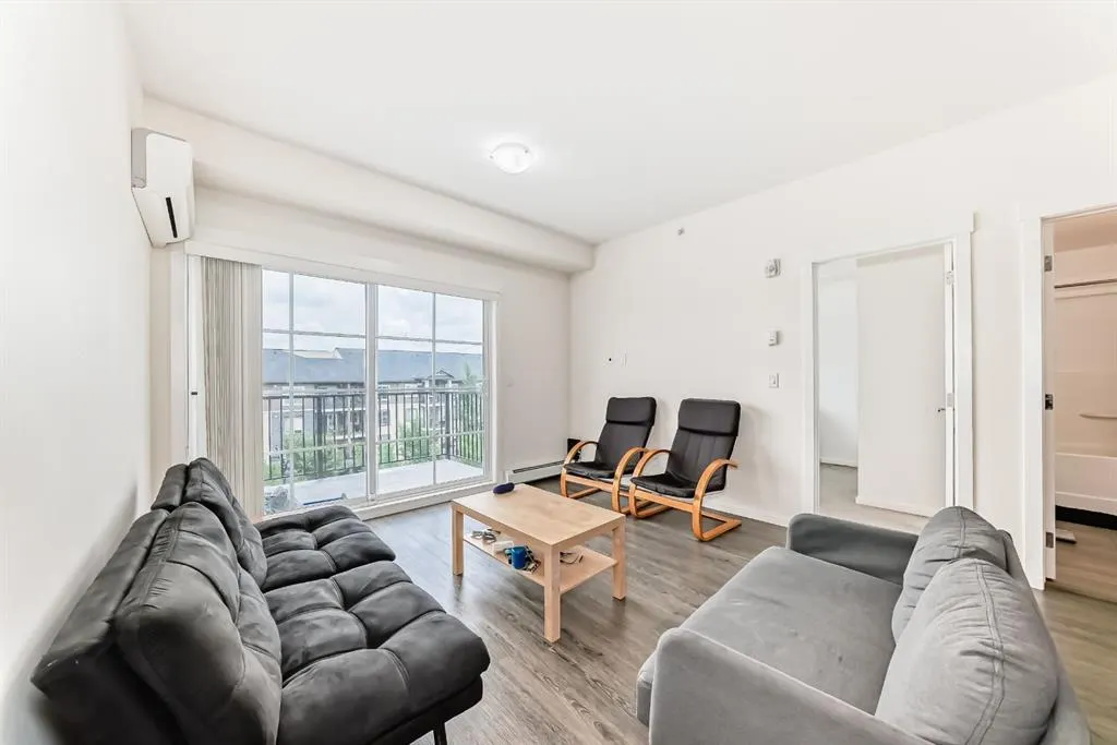215 Legacy Boulevard SE, #4408