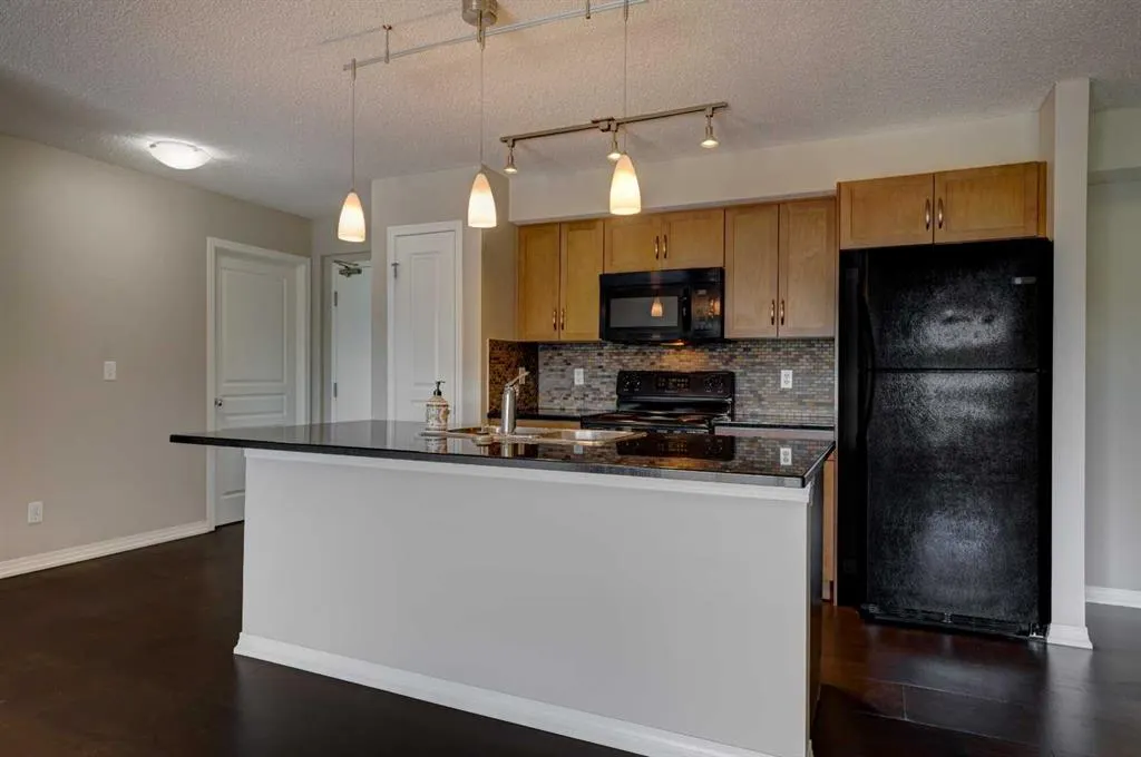 250 New Brighton Villas SE, #322