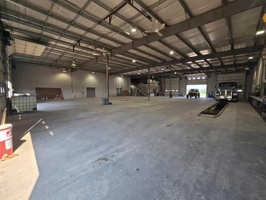 28244 Highway 590