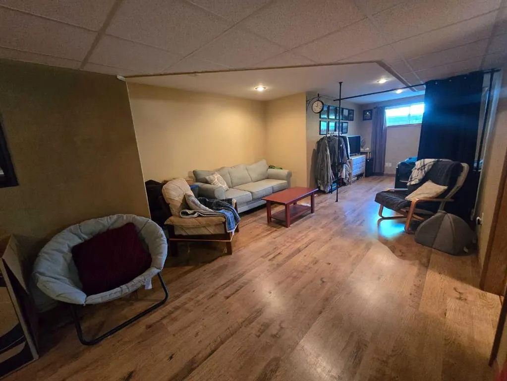28244 Highway 590