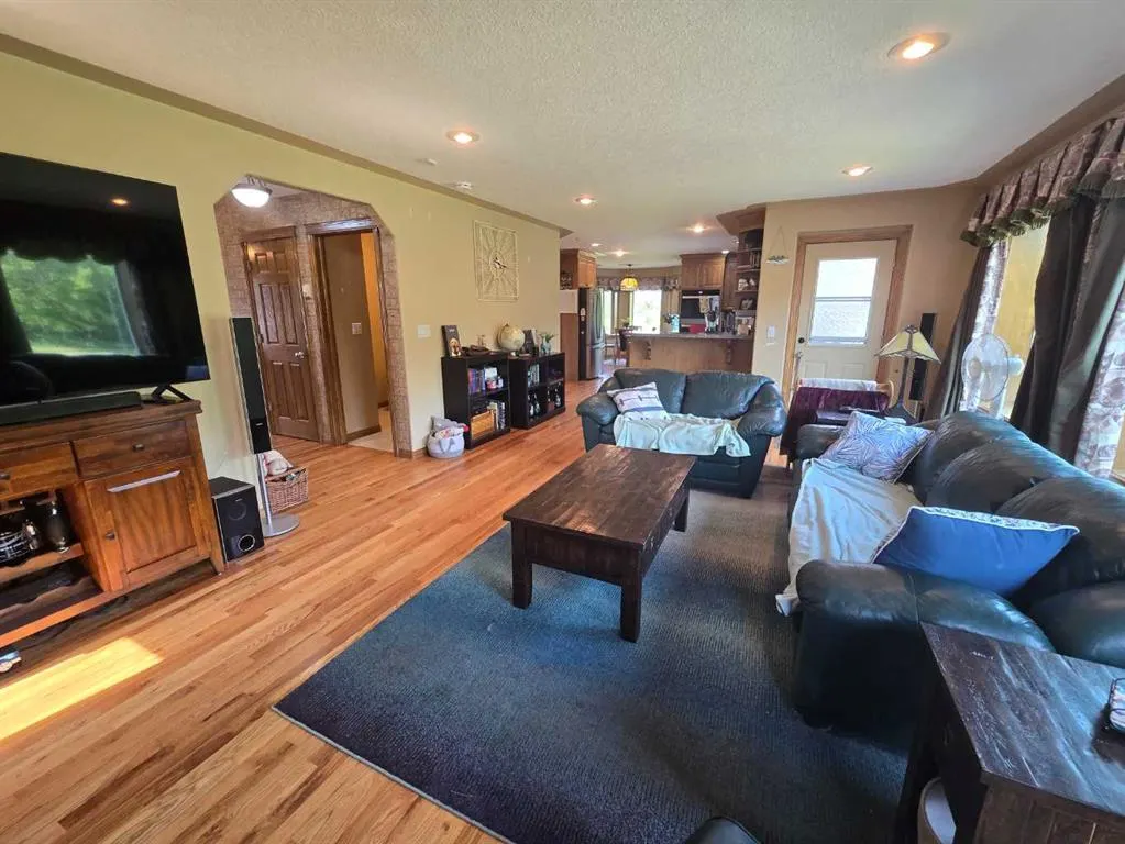 28244 Highway 590