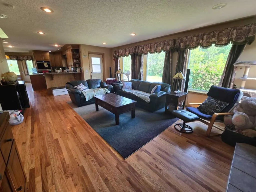 28244 Highway 590