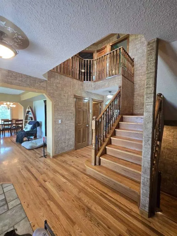 28244 Highway 590