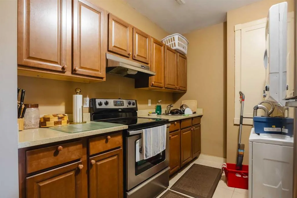 99 Arbour Vista Road NW