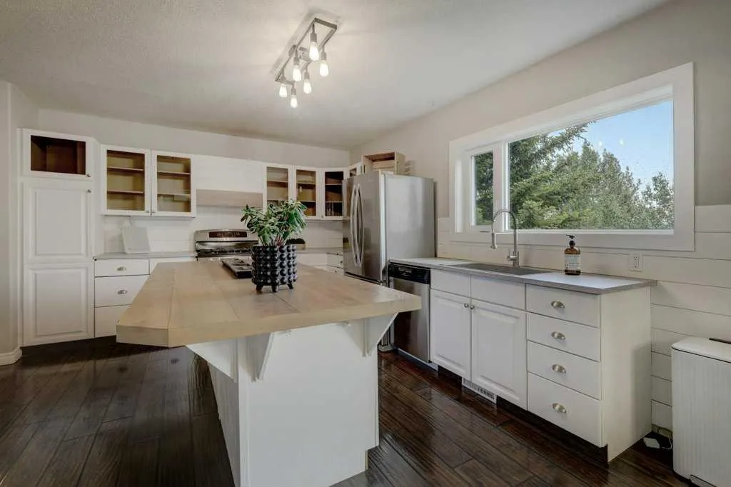 23140 Township Road 272