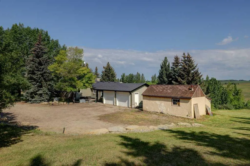 23140 Township Road 272