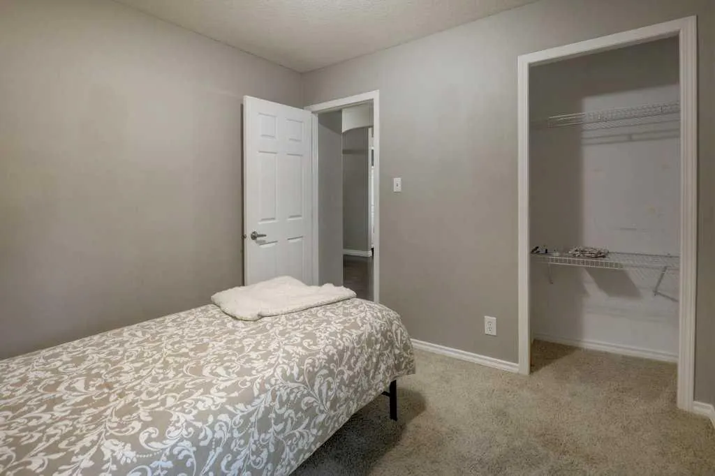 23140 Township Road 272