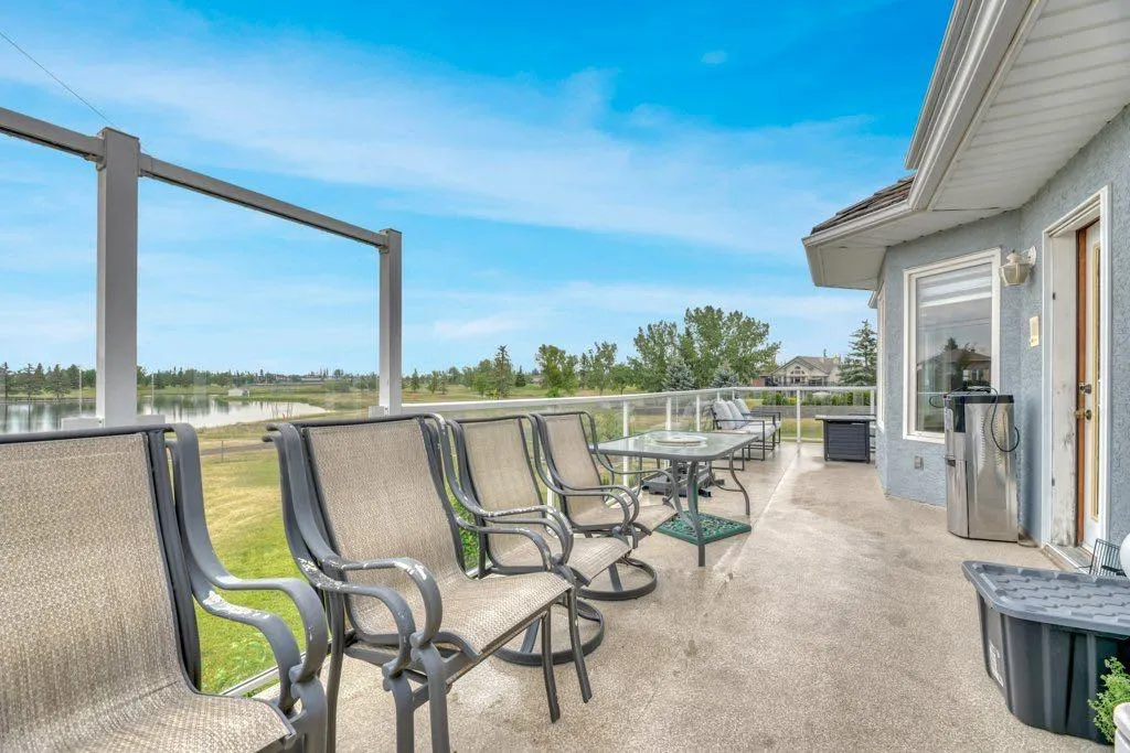 517 Lakeside Greens Place