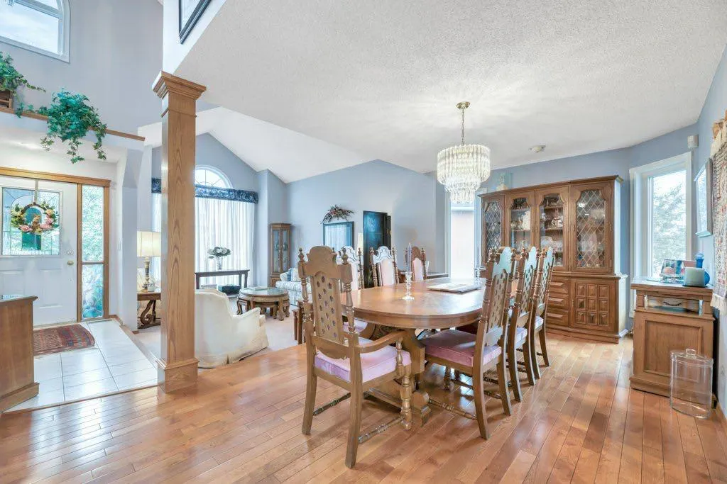 517 Lakeside Greens Place