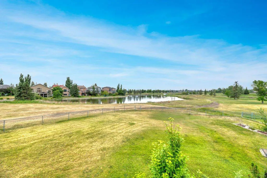 517 Lakeside Greens Place