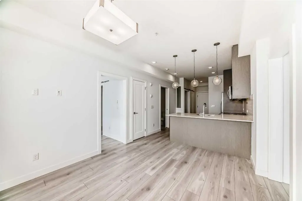76 Cornerstone Passage NE, #1303