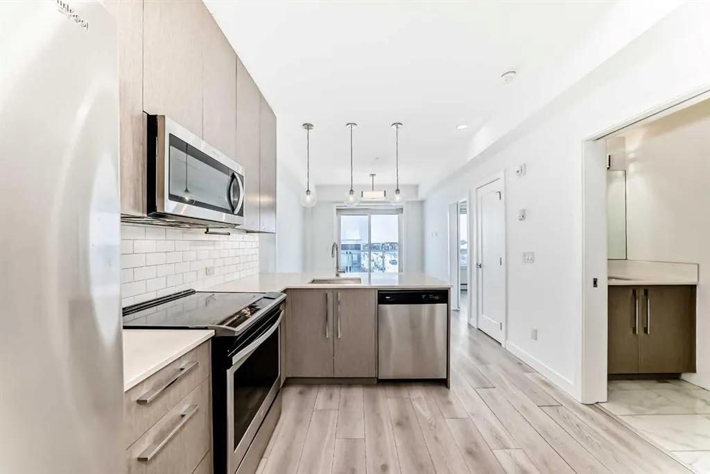 76 Cornerstone Passage NE, #1303
