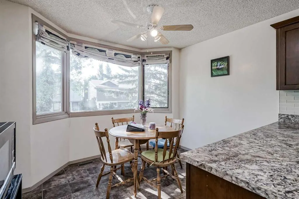 99 Midpark Gardens SE, #25