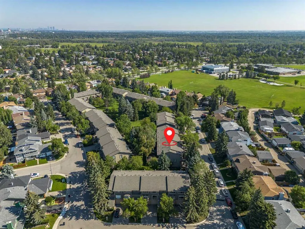 99 Midpark Gardens SE, #25