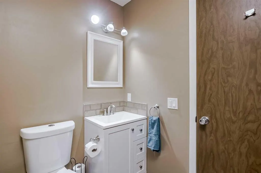 99 Midpark Gardens SE, #25